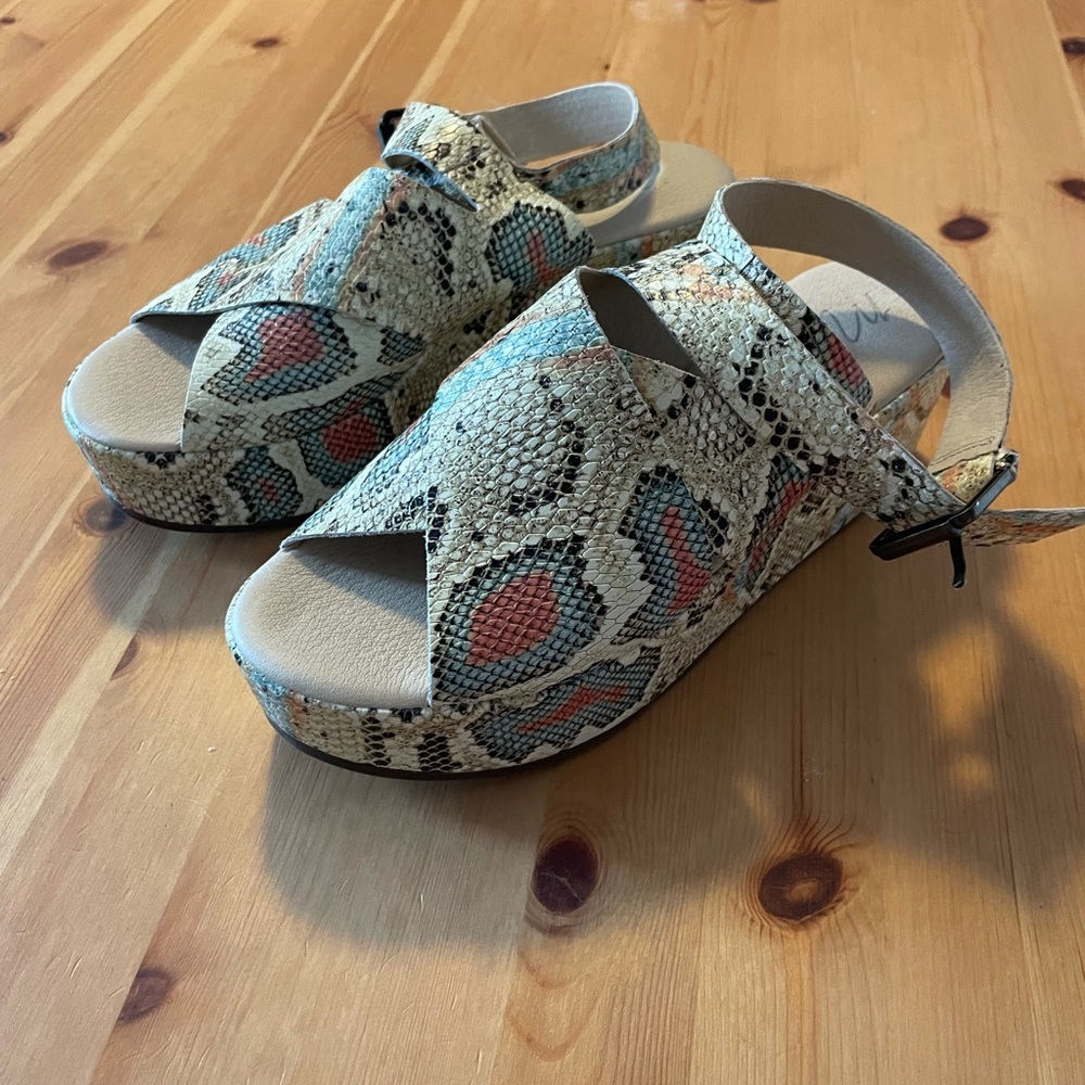Matisse Runaway multi snake wedge platform sandals